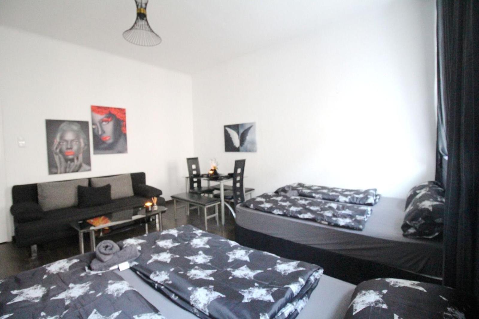 23Sam Apartment Vienna 23 Malfattigasse Esterno foto